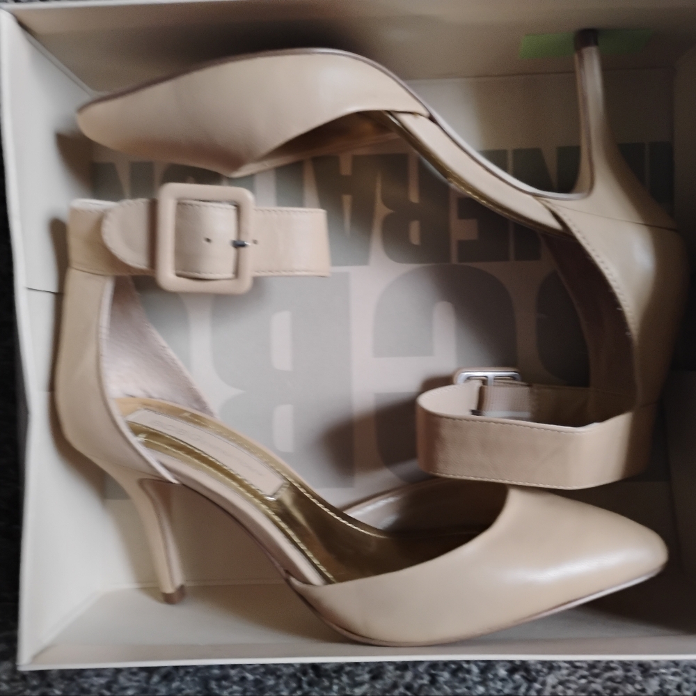 BCBGeneration | BG Zenah | Mojave Vintage Devon Heels